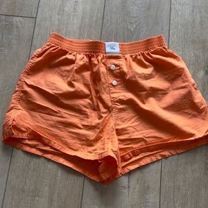 Aritzia TNA shorts Coral XS